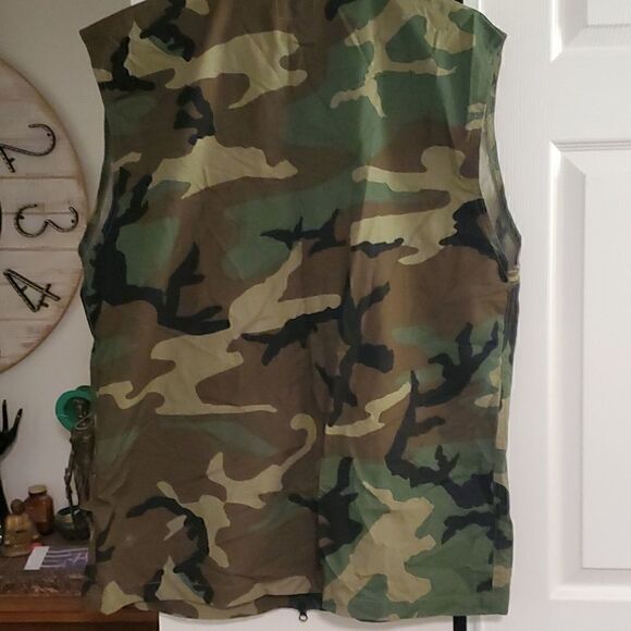 Men's camouflage zip up vest big and tall sizing - Picture 5 of 6